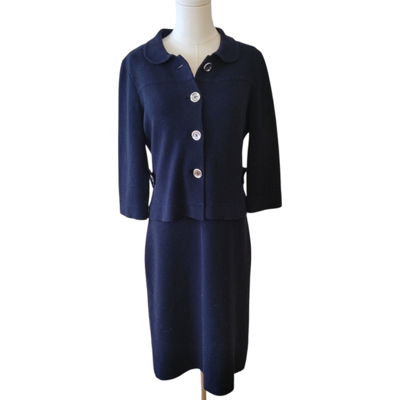 Banana Republic Blue 2 Piece Sweater Knit Suit Size 8 - Picture 1 of 9